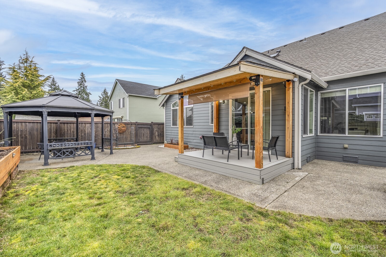 2914 18th Street SW, Puyallup, WA 98373