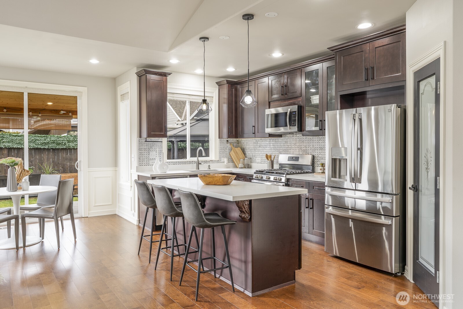 2914 18th Street SW, Puyallup, WA 98373