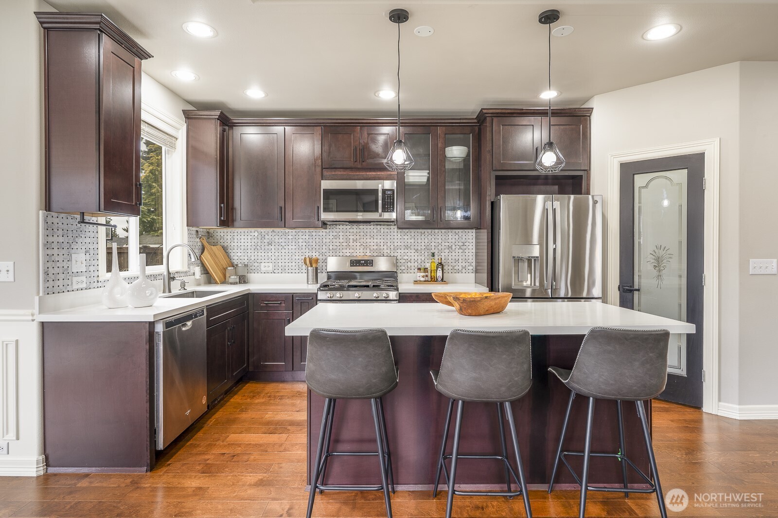 2914 18th Street SW, Puyallup, WA 98373