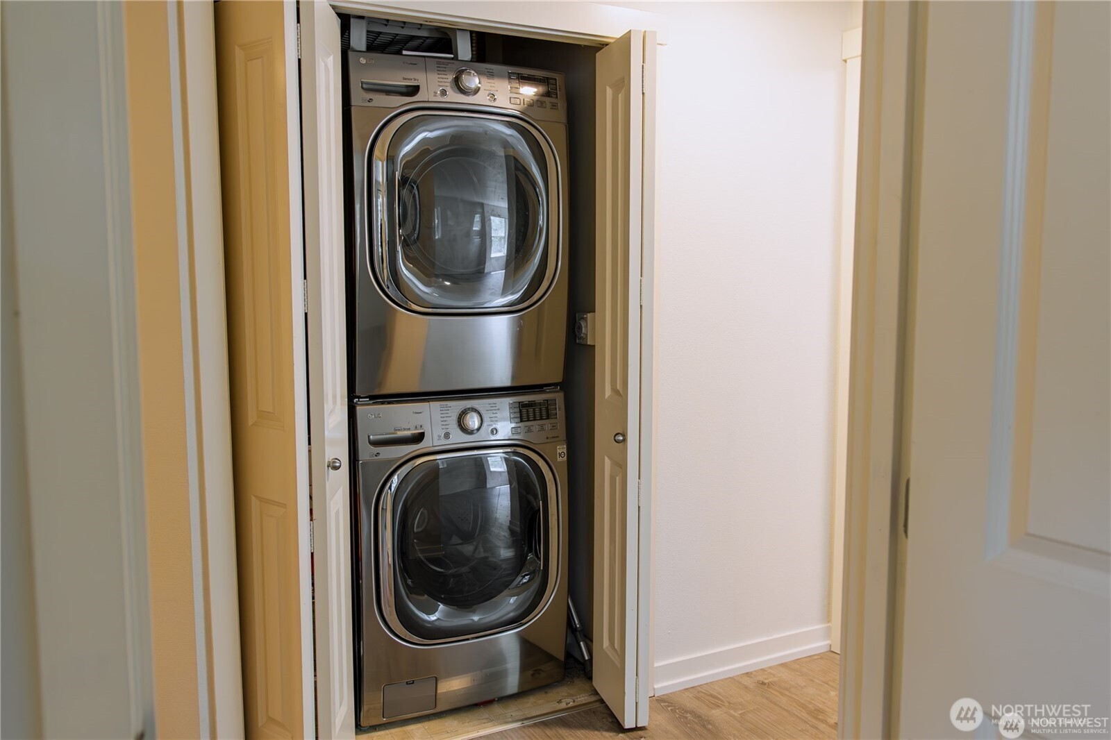 11920 98th Avenue NE #206, Kirkland, WA 98034