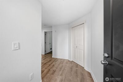 11920 98th Avenue NE #206, Kirkland, WA 98034 - Photo 9