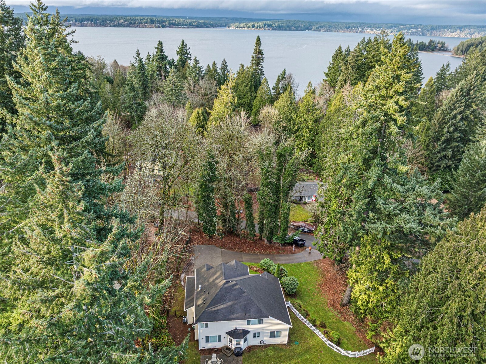 132 Park Avenue NW, Gig Harbor, WA 98335