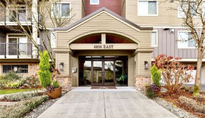 6800 132nd Place SE #E203, Newcastle, WA 98059