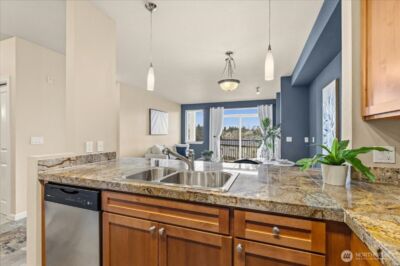 6800 132nd Place SE #E203, Newcastle, WA 98059 - Photo 10