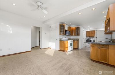 3231 Grand Avenue , Everett, WA 98201 - Photo 30