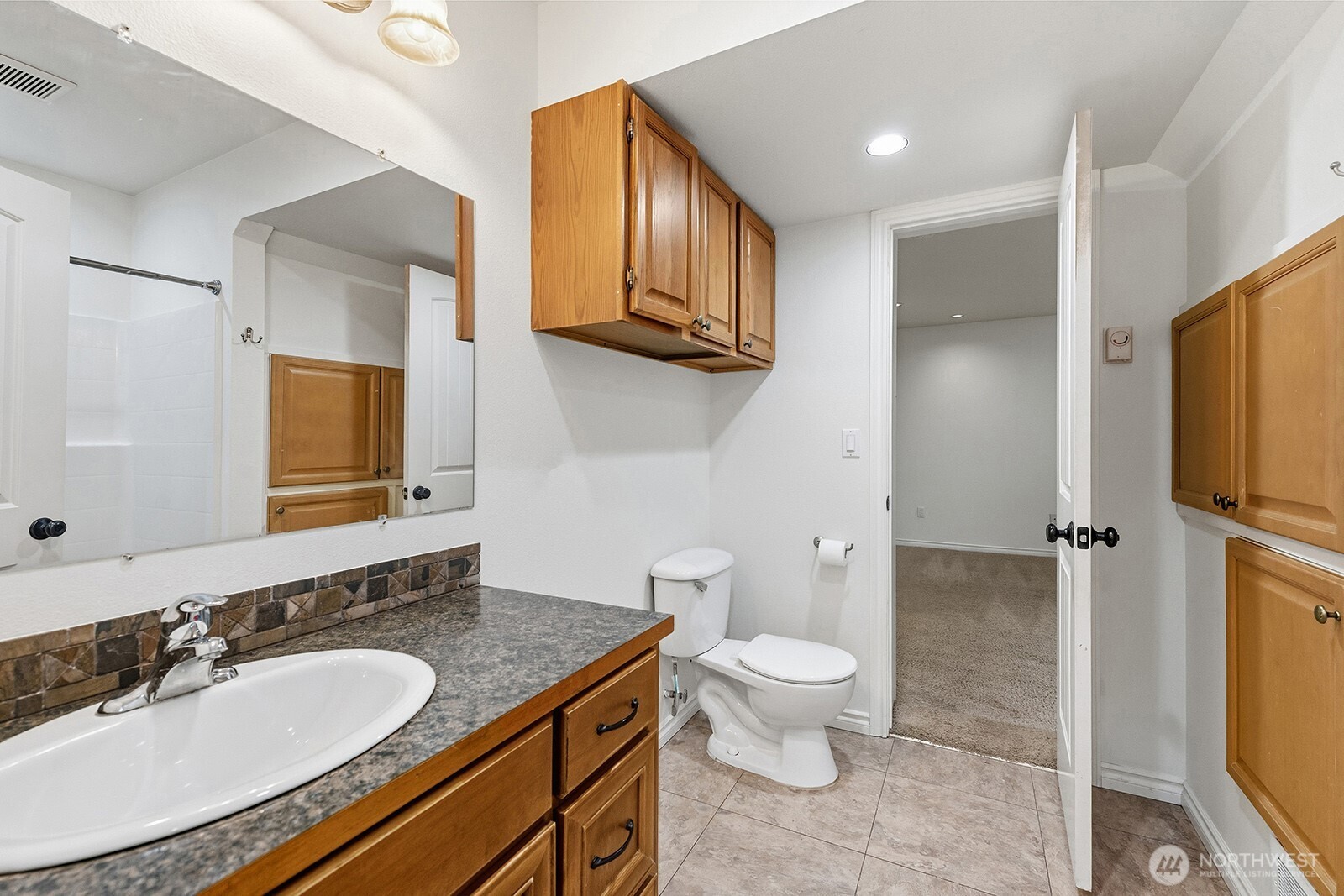 3231 Grand Avenue , Everett, WA 98201