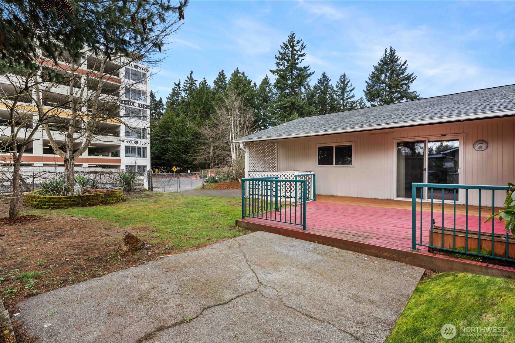 1935 Dogwood Dr. SE, Auburn, WA 98092