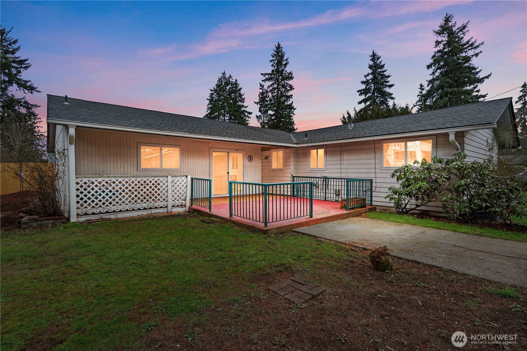 1935 Dogwood Dr. SE, Auburn, WA 98092