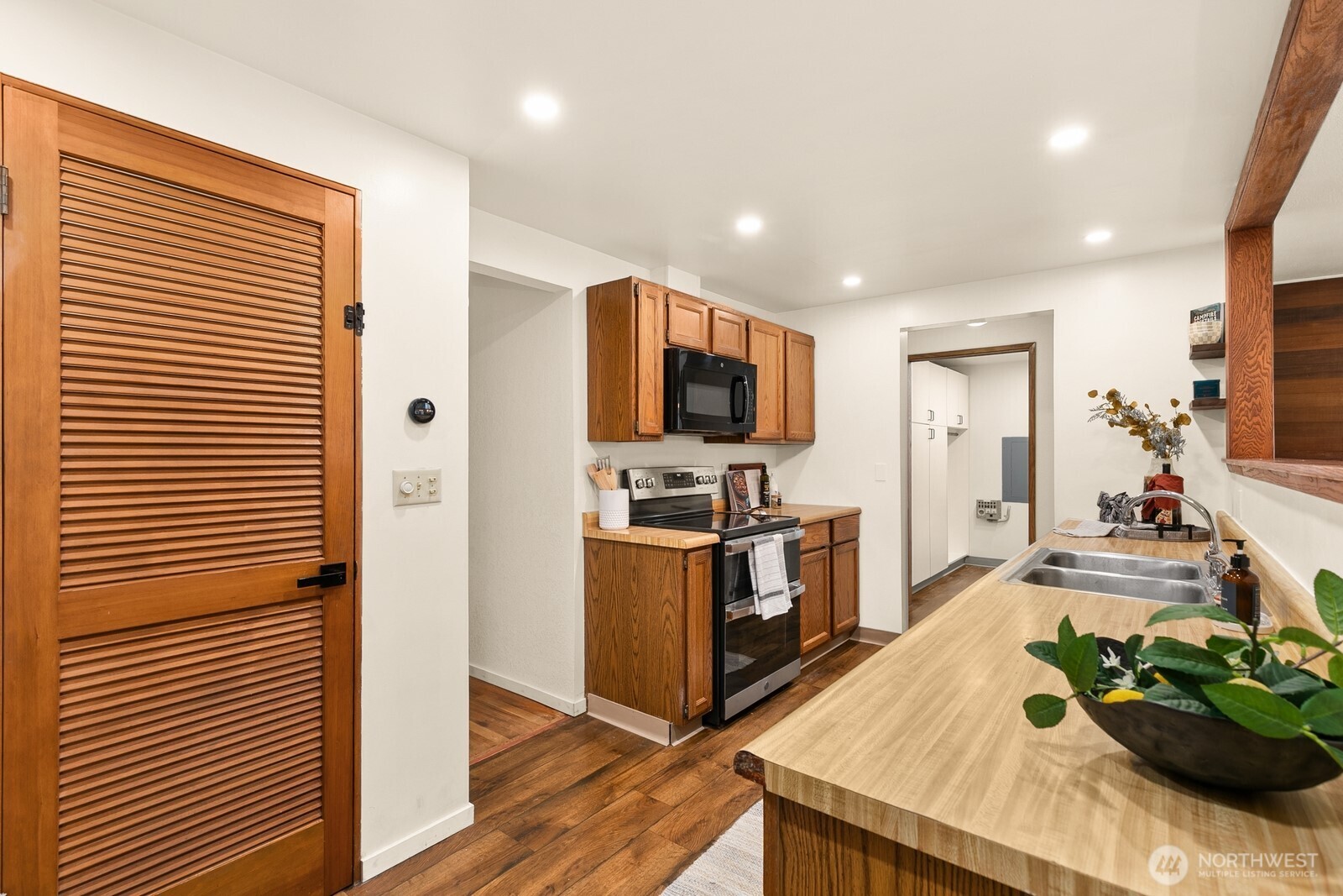 16137 120th Avenue SE, Renton, WA 98058