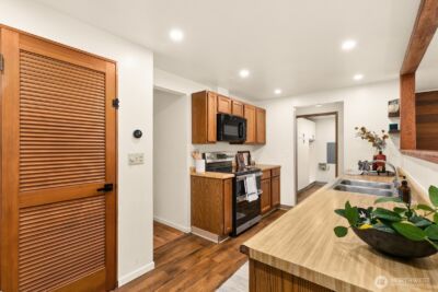 16137 120th Avenue SE, Renton, WA 98058 - Photo 3