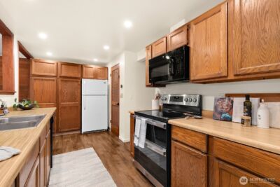 16137 120th Avenue SE, Renton, WA 98058 - Photo 4