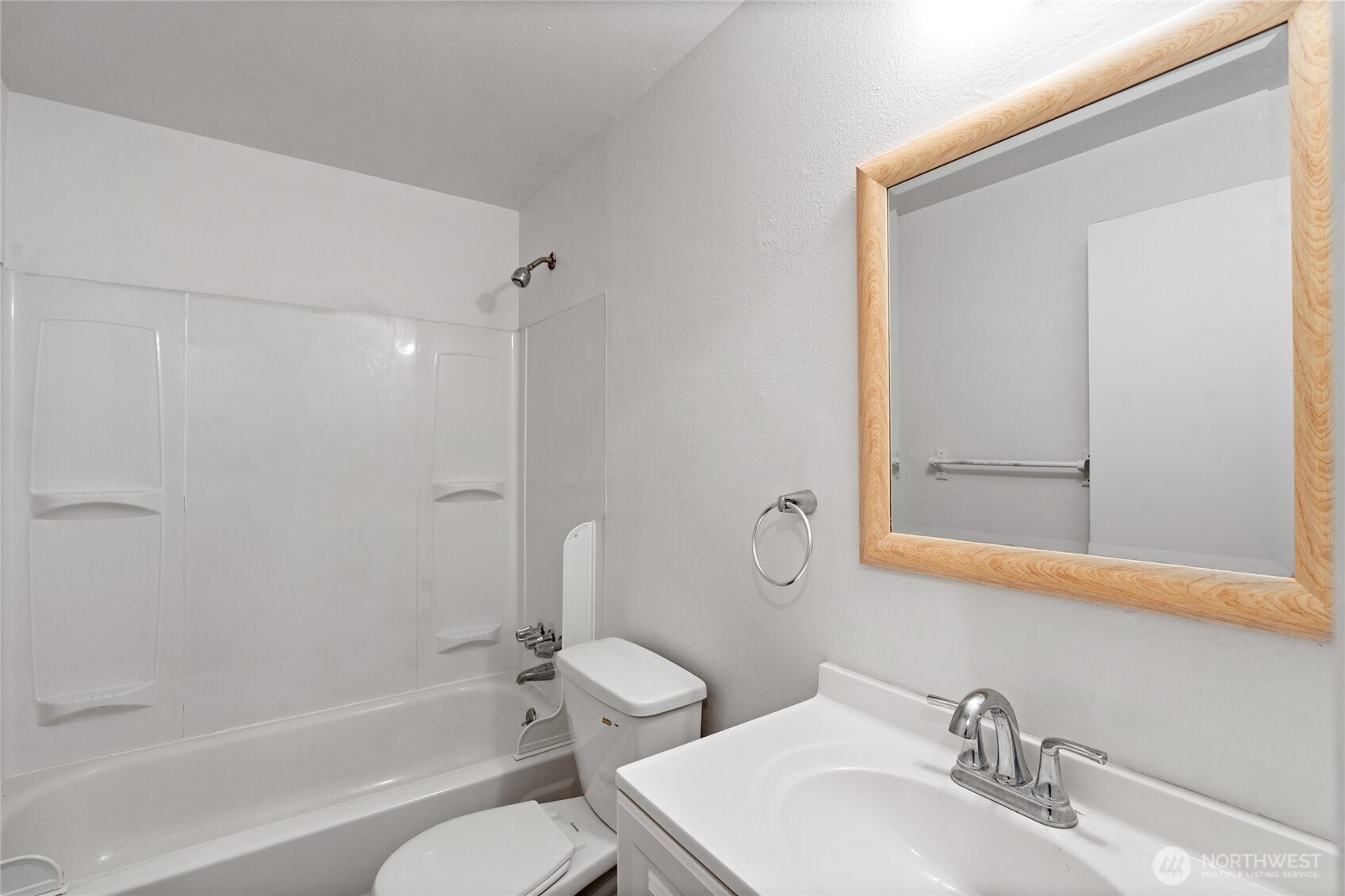 10423 13th Avenue Ct S, Tacoma, WA 98444