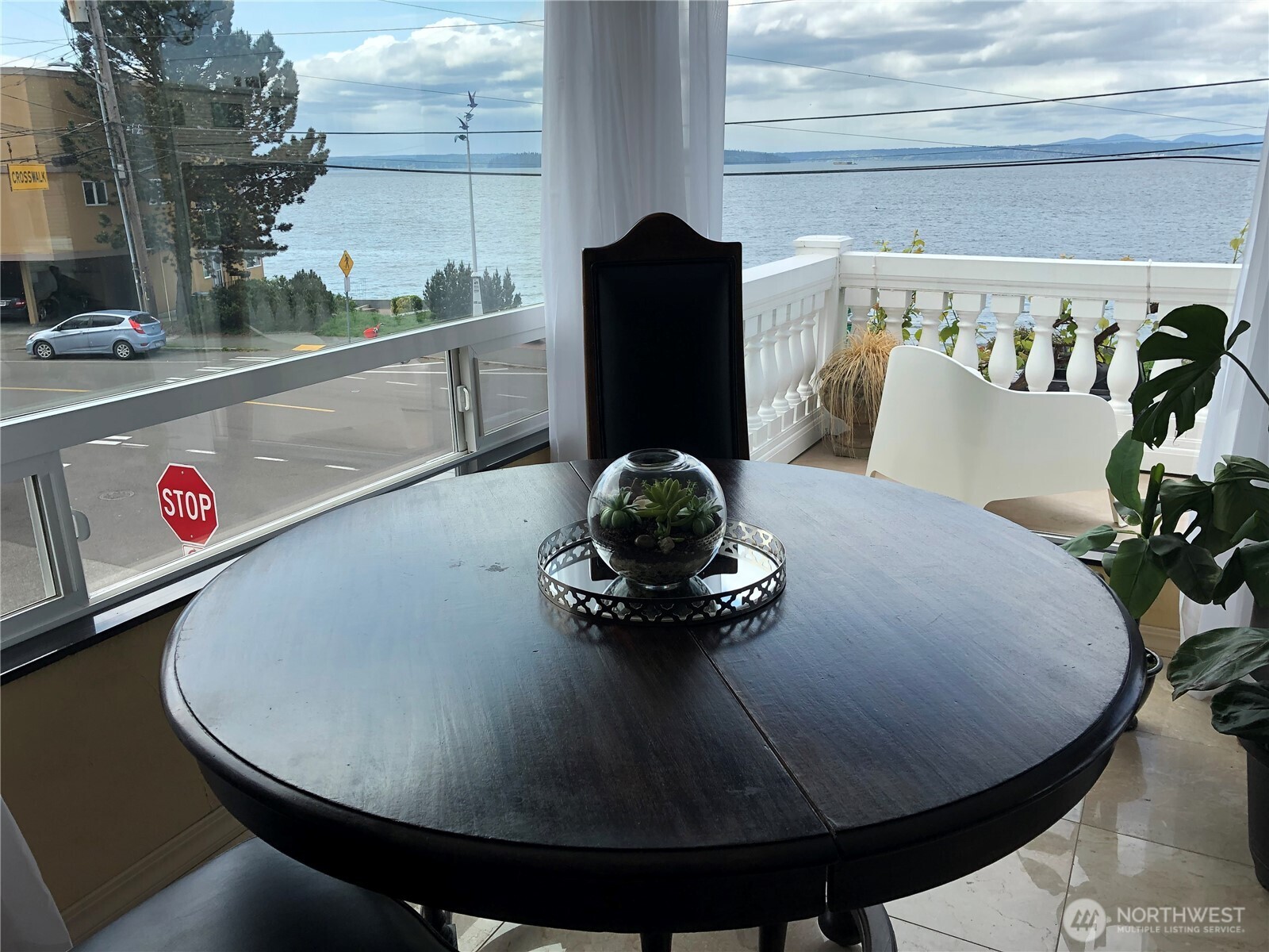 4030 Beach Drive SW, Seattle, WA 98116