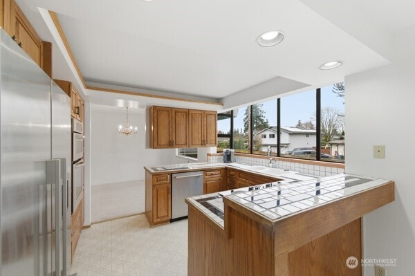 23629 86TH Av W , Edmonds, WA 98026