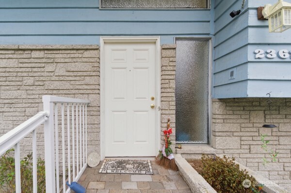 23629 86TH Av W , Edmonds, WA 98026