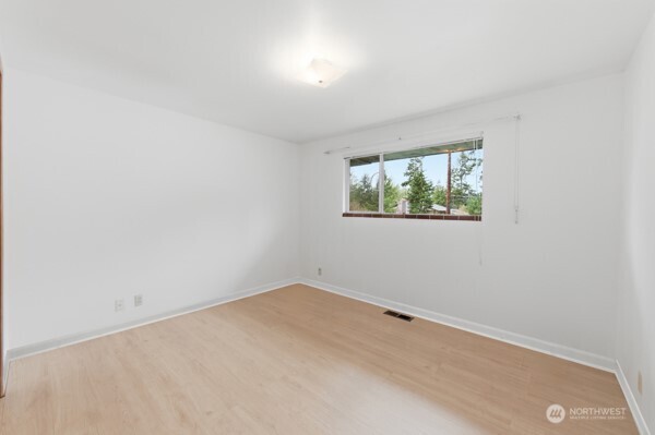 23629 86TH Av W , Edmonds, WA 98026