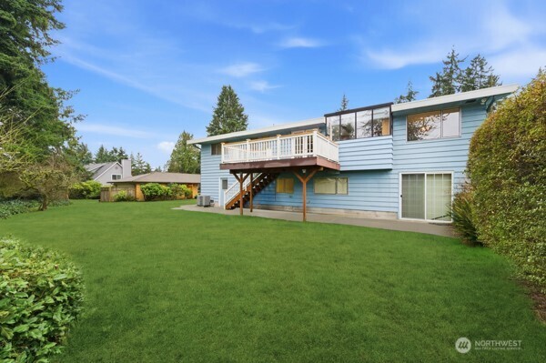 23629 86TH Av W , Edmonds, WA 98026