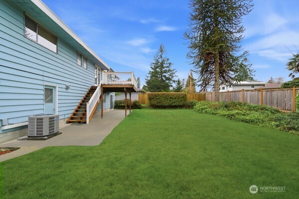 23629 86TH Av W , Edmonds, WA 98026