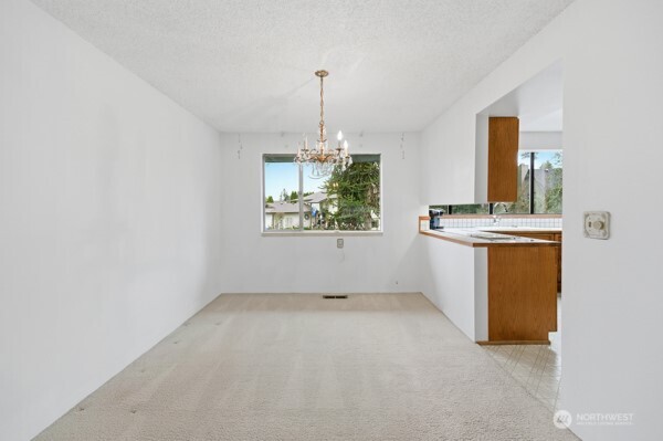 23629 86TH Av W , Edmonds, WA 98026