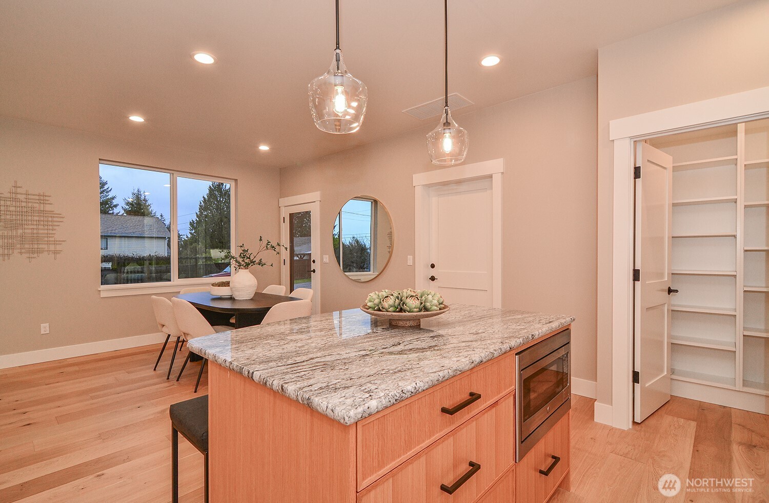 10202 44th Avenue SW, Seattle, WA 98146