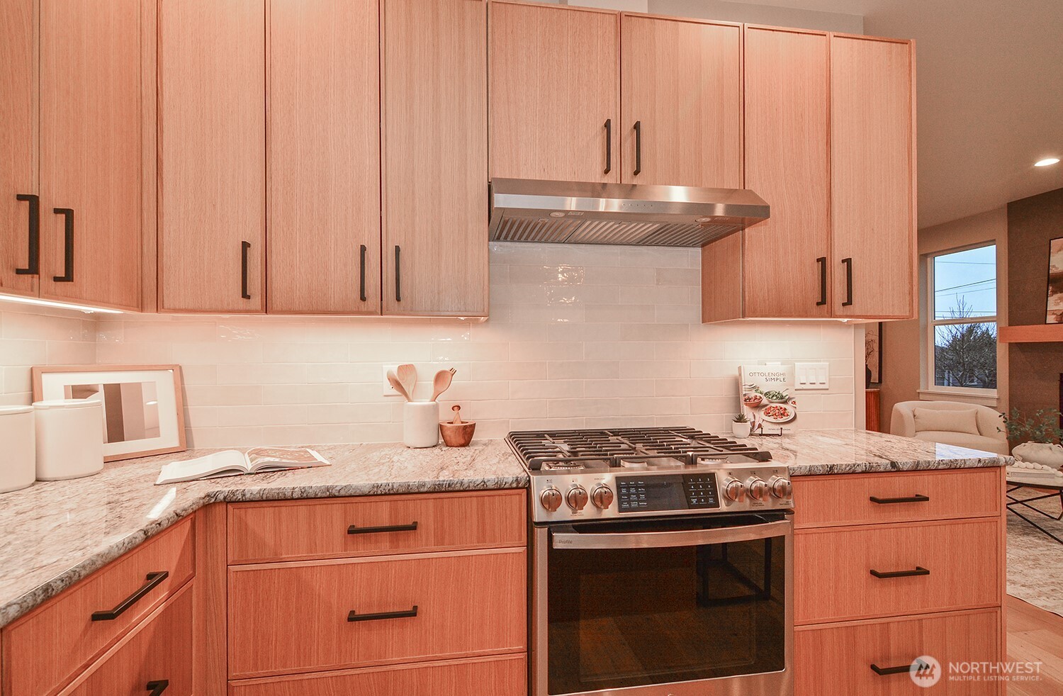 10202 44th Avenue SW, Seattle, WA 98146