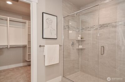 10202 44th Avenue SW, Seattle, WA 98146 - Photo 24