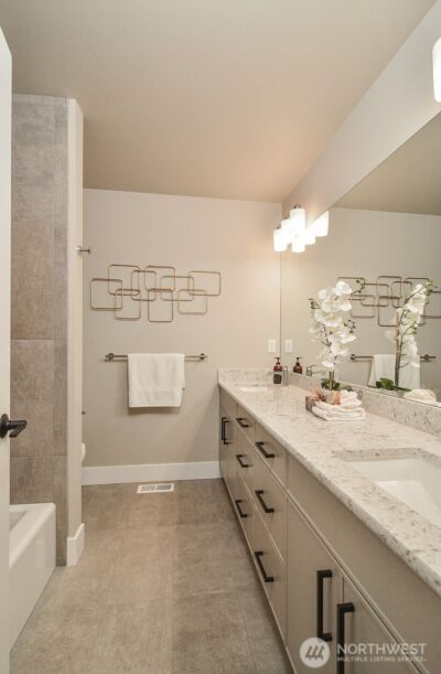 10202 44th Avenue SW, Seattle, WA 98146 - Photo 29