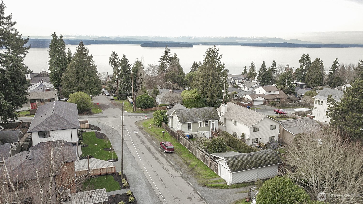 10202 44th Avenue SW, Seattle, WA 98146