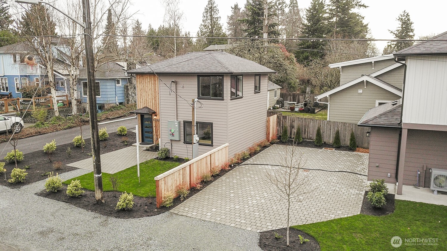 4319 SW 102nd Street , Seattle, WA 98146