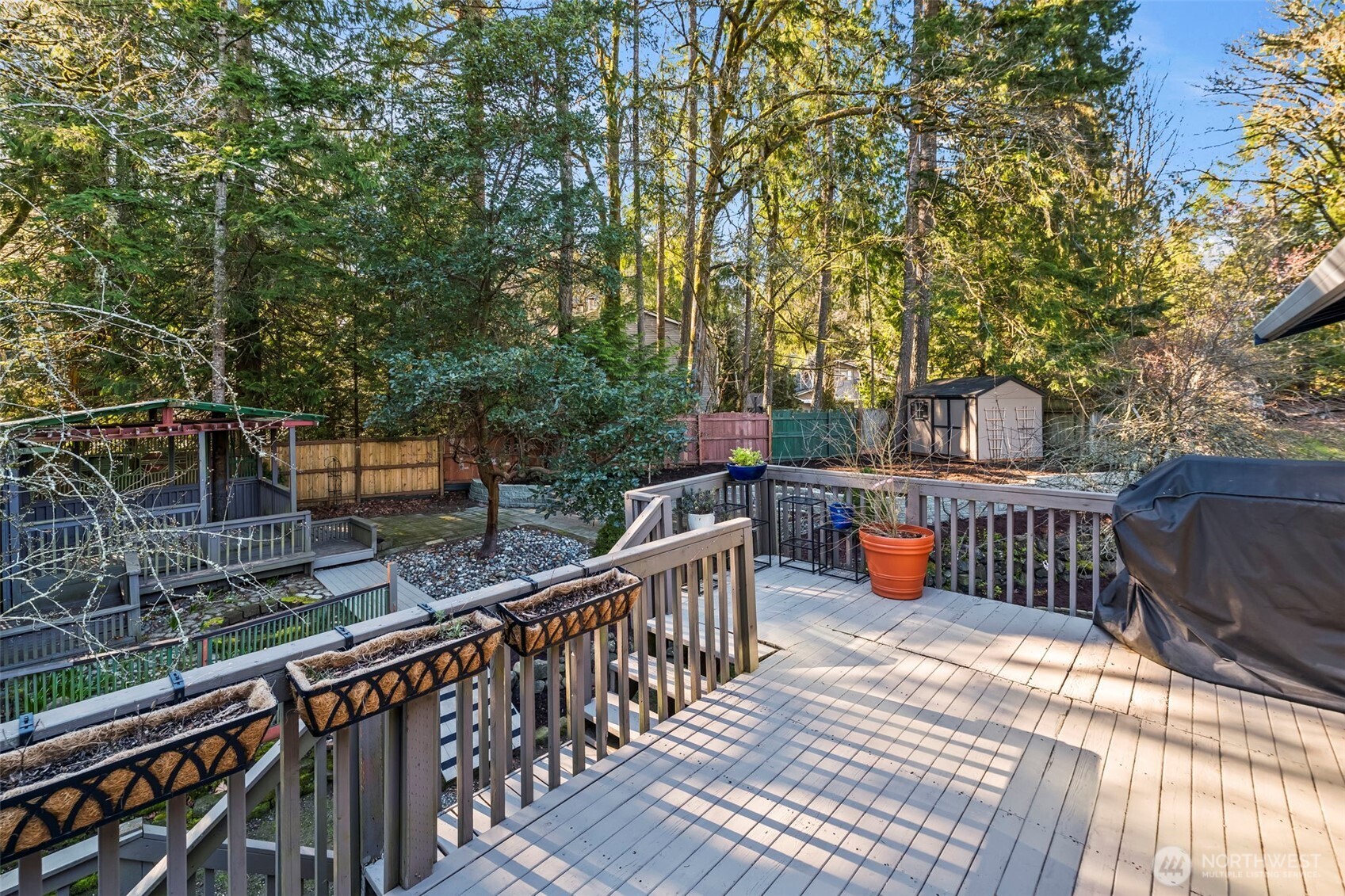 405 Falcon Court NE, Bremerton, WA 98311