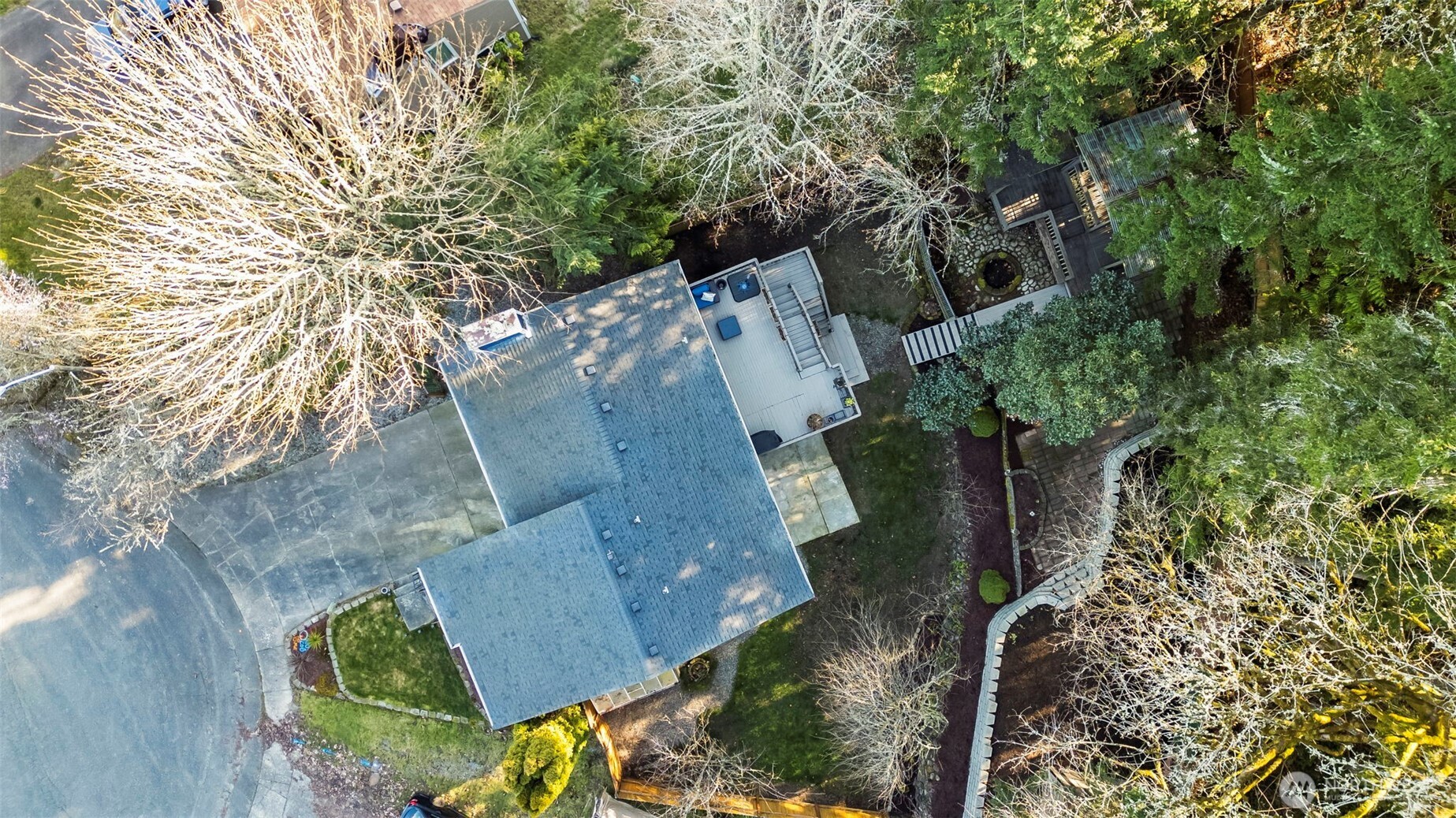 405 Falcon Court NE, Bremerton, WA 98311