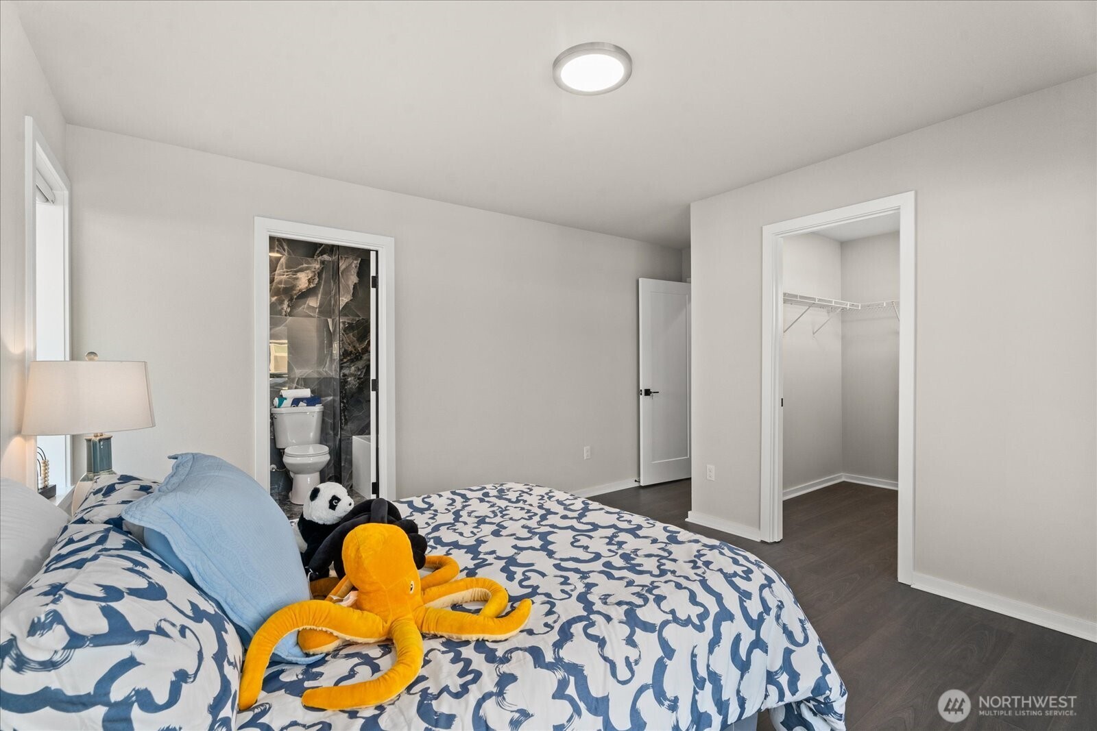 21713 SE 256th Place , Maple Valley, WA 98038