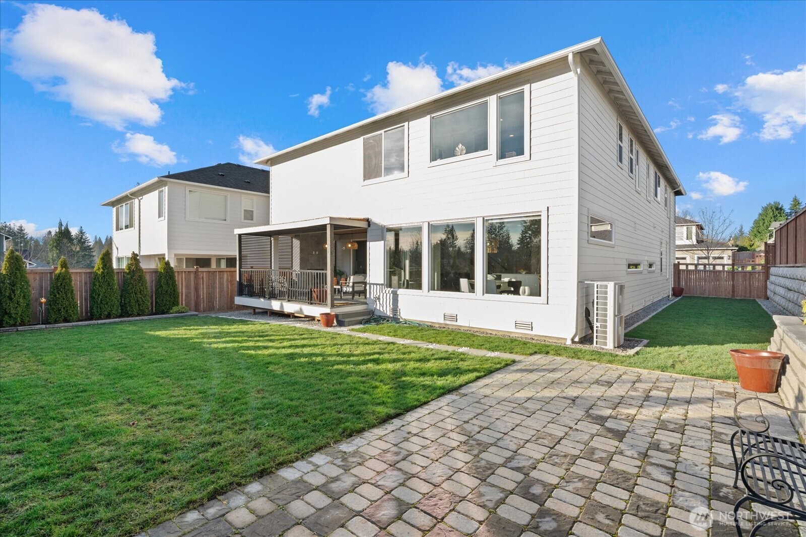 21713 SE 256th Place , Maple Valley, WA 98038