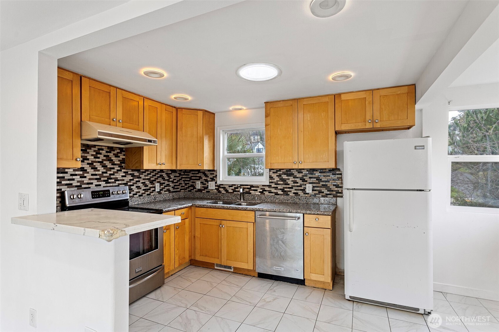 1901 S Plum Street , Seattle, WA 98144