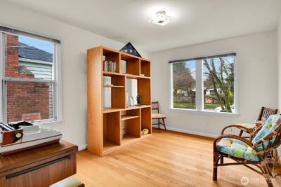 8317 30th Avenue NW, Seattle, WA 98117-3832 - Photo 10