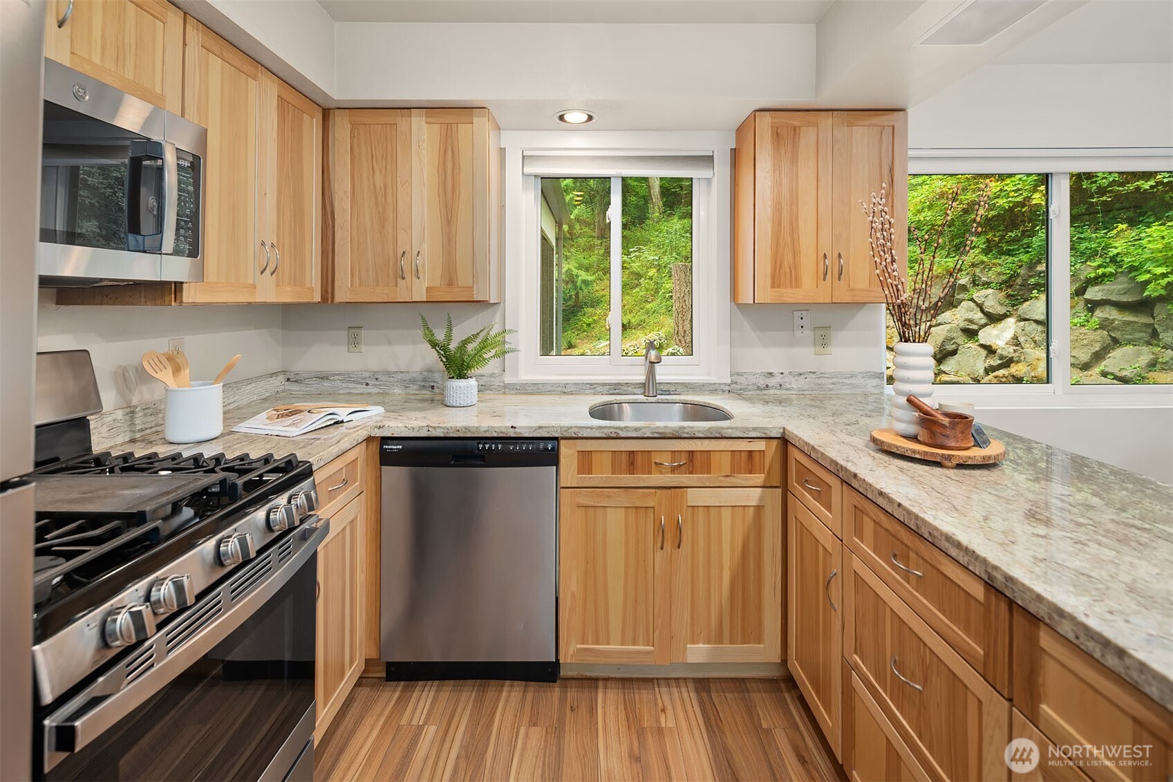 22651 SE 56th Street , Issaquah, WA 98029