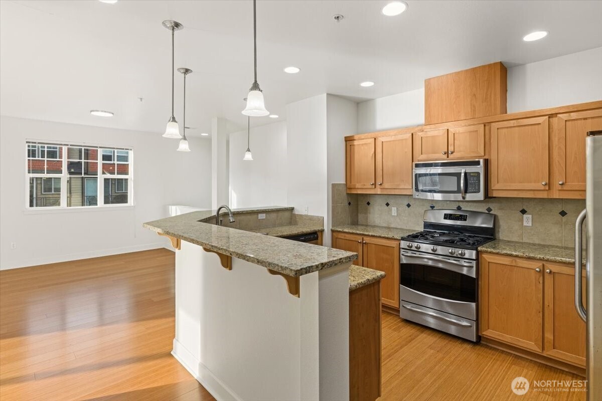 19102 20th Drive SE #B206, Bothell, WA 98012