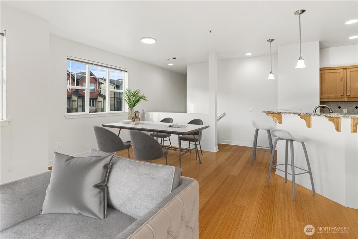 19102 20th Drive SE #B206, Bothell, WA 98012