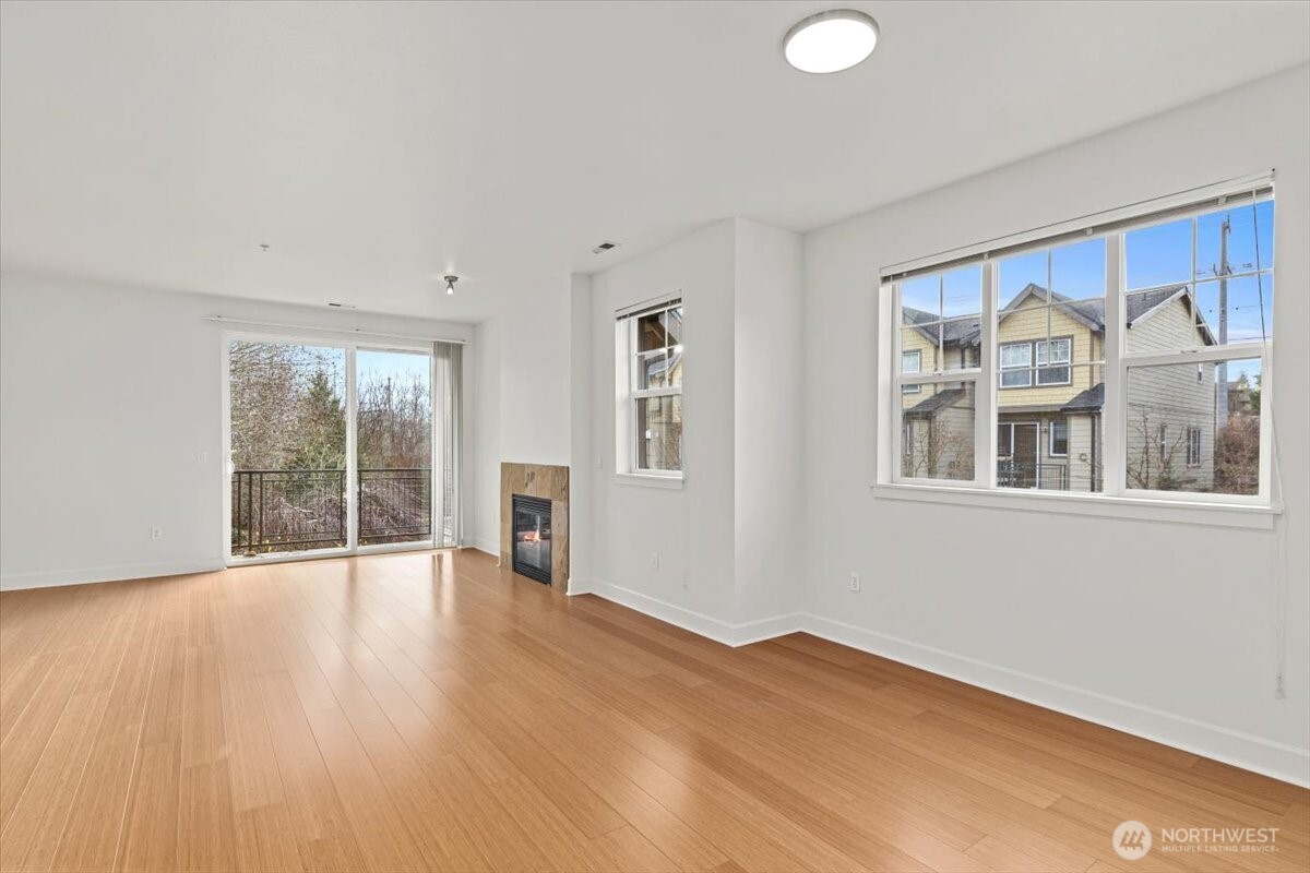 19102 20th Drive SE #B206, Bothell, WA 98012