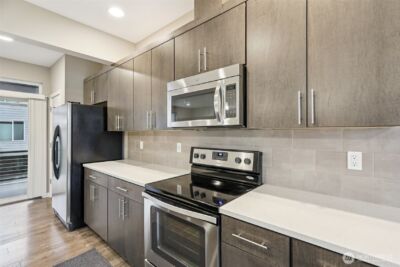 13724 Ash Way #F-3, Everett, WA 98204 - Photo 11