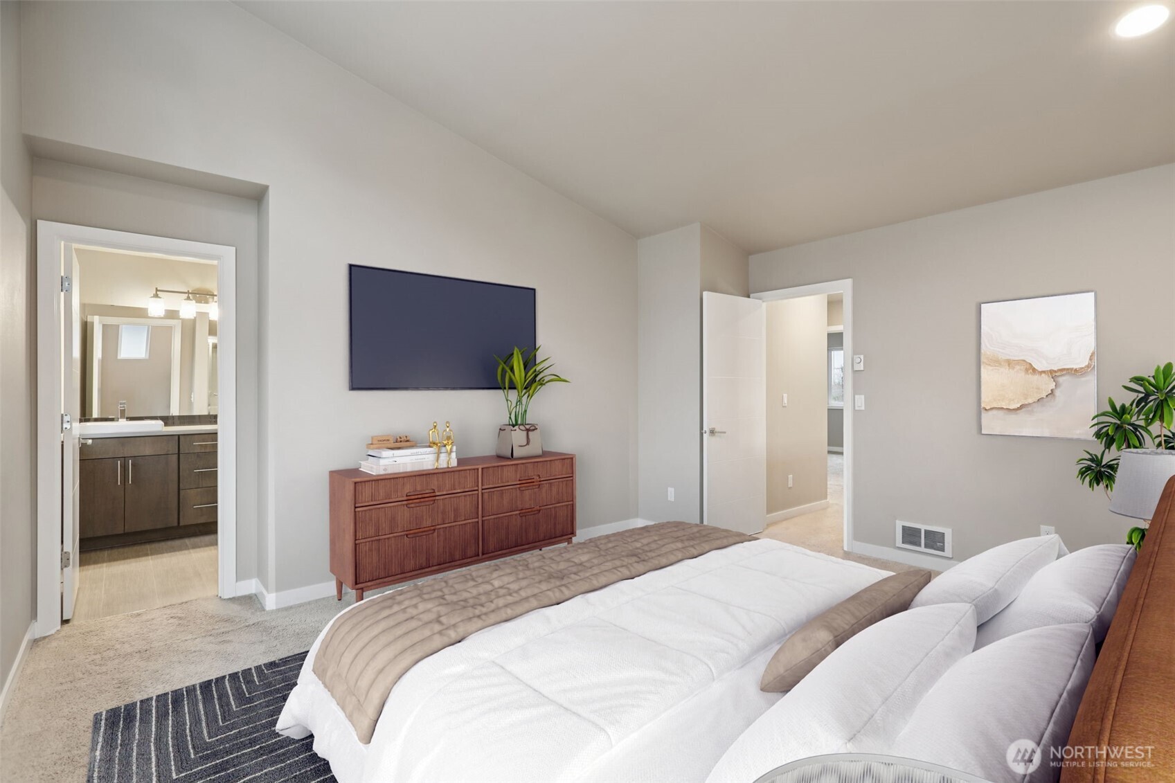 13724 Ash Way #F-3, Everett, WA 98204