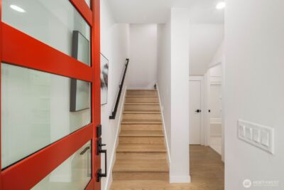 546 S Cloverdale Street #B, Seattle, WA 98108 - Photo 5