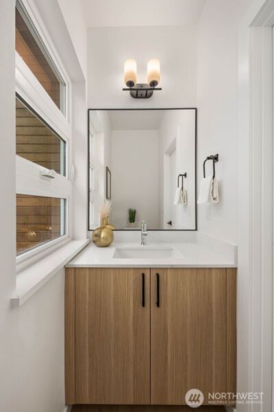 546 S Cloverdale Street #B, Seattle, WA 98108 - Photo 10