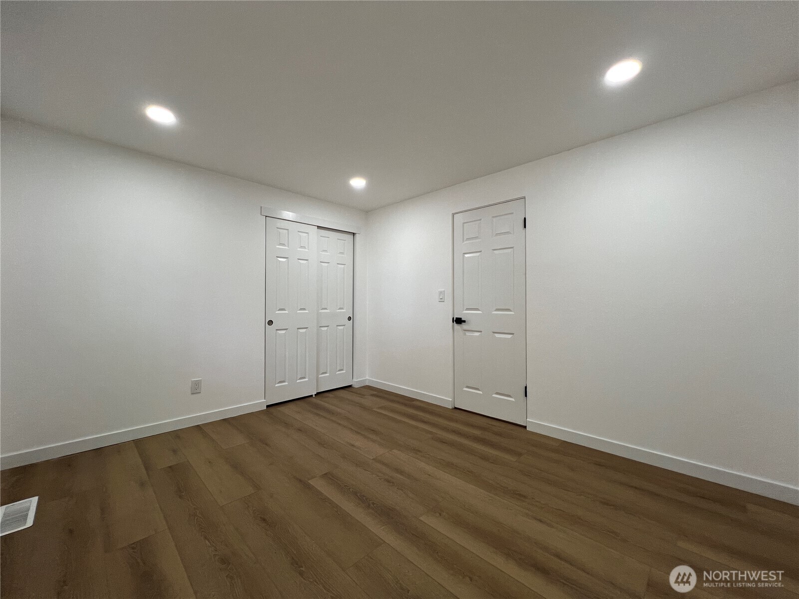 6716 Mt Tacoma Drive SW, Lakewood, WA 98499