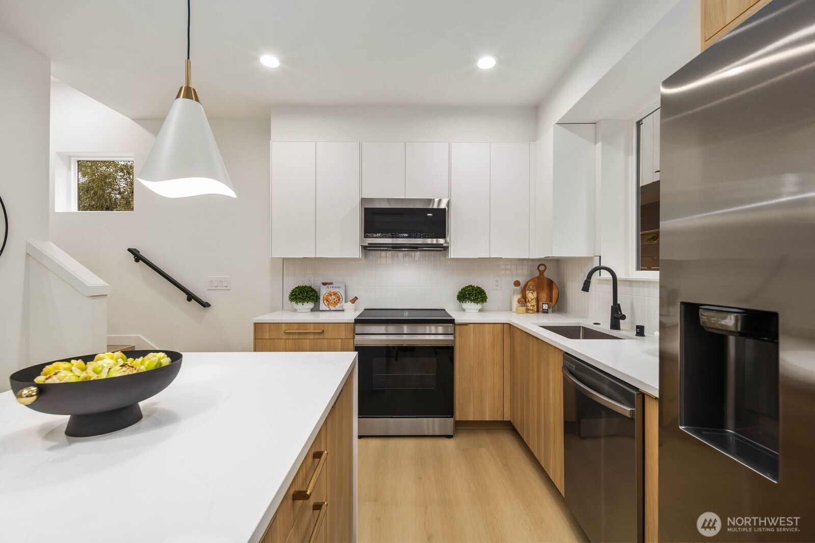 937 N 87th Street #A, Seattle, WA 98103