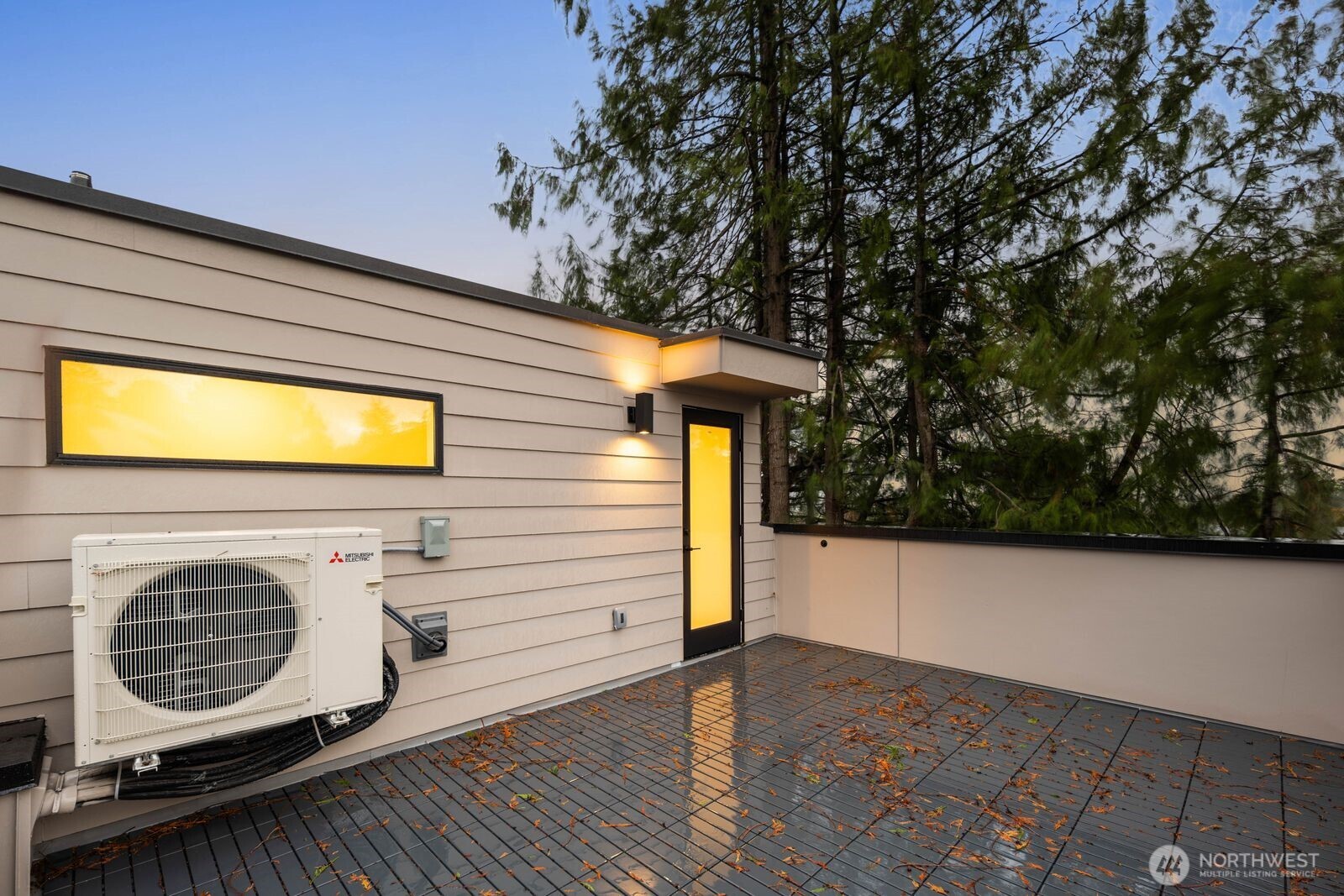 939 N 87th Street #A, Seattle, WA 98103