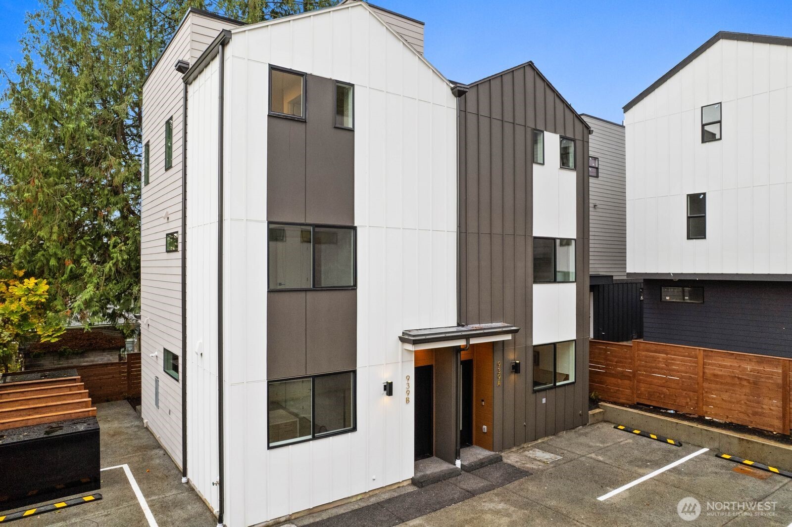 939 N 87th Street #A, Seattle, WA 98103