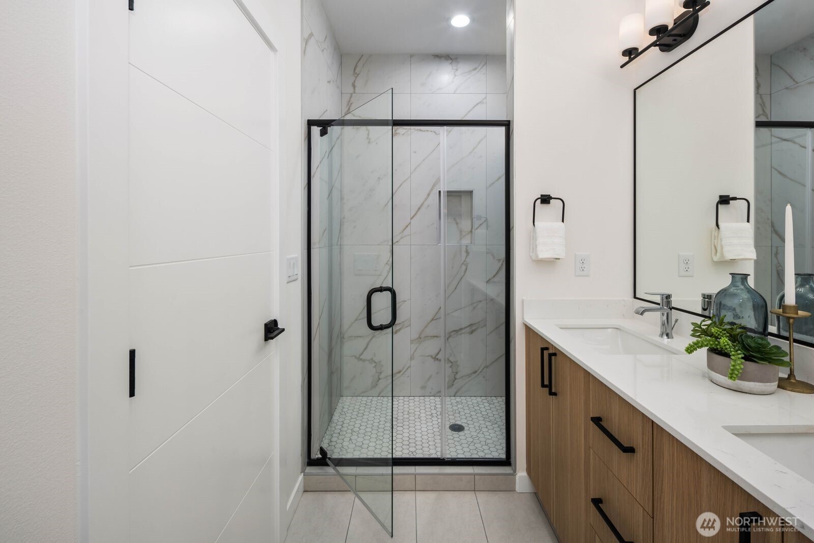 548 S Cloverdale Street #A, Seattle, WA 98108