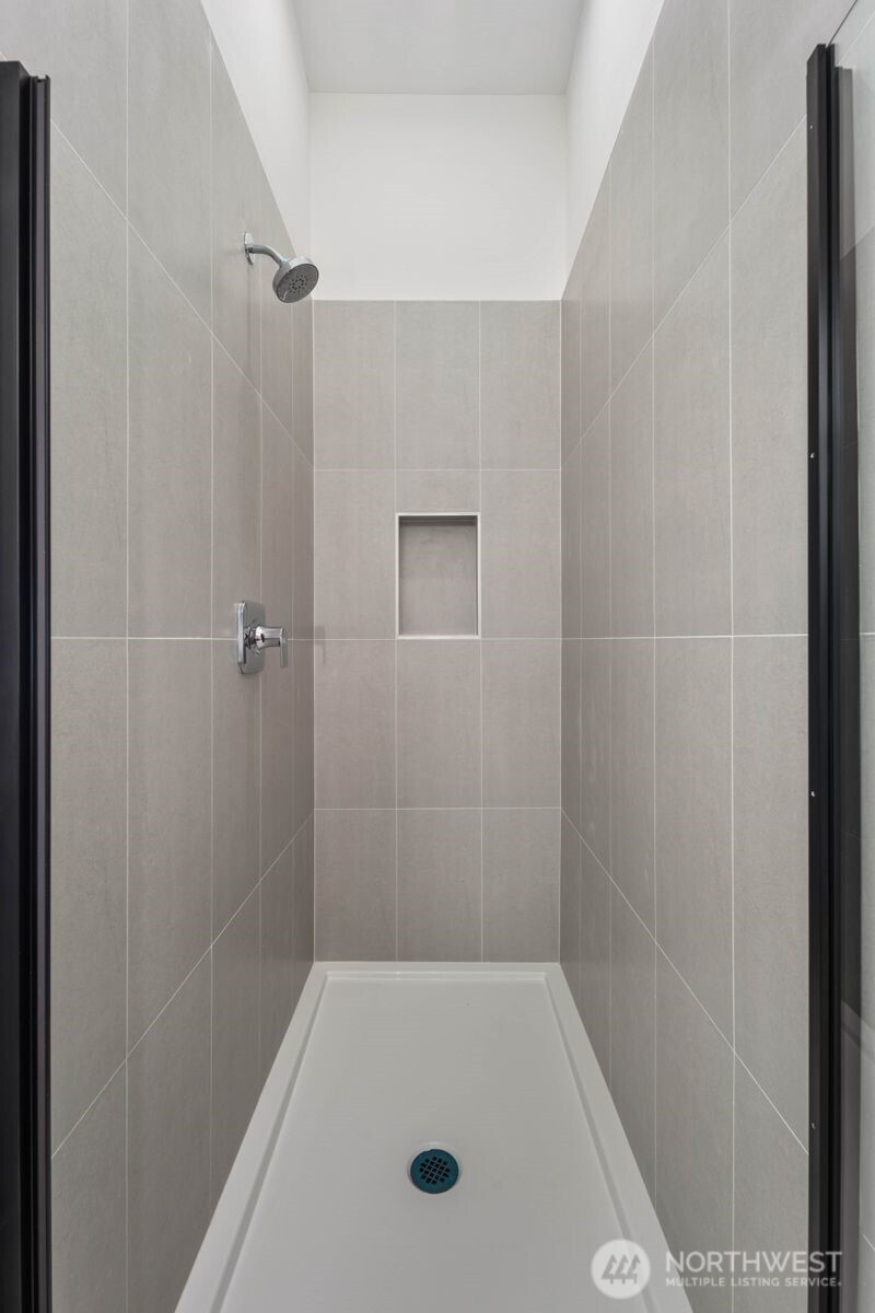 548 S Cloverdale Street #A, Seattle, WA 98108