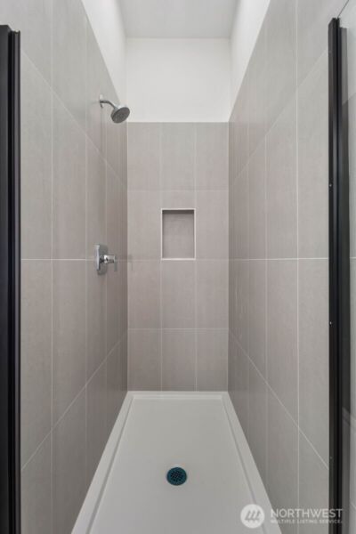 548 S Cloverdale Street #B, Seattle, WA 98108 - Photo 25